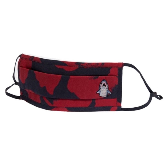 COACH Sharky Face Mask With Wild Flower Camo Print - Picture 1 of 6